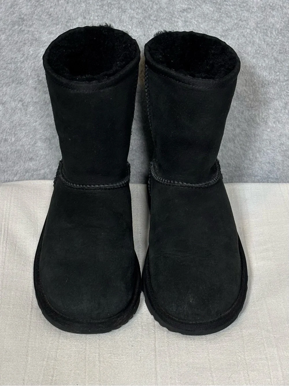 UGG classic short